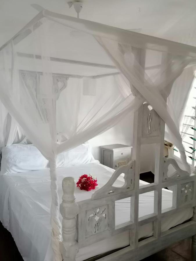 Coral Key Villa Malindi Ngoại thất bức ảnh